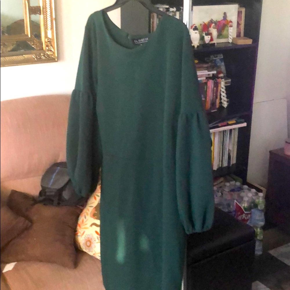 Green dress with puffy sleeves